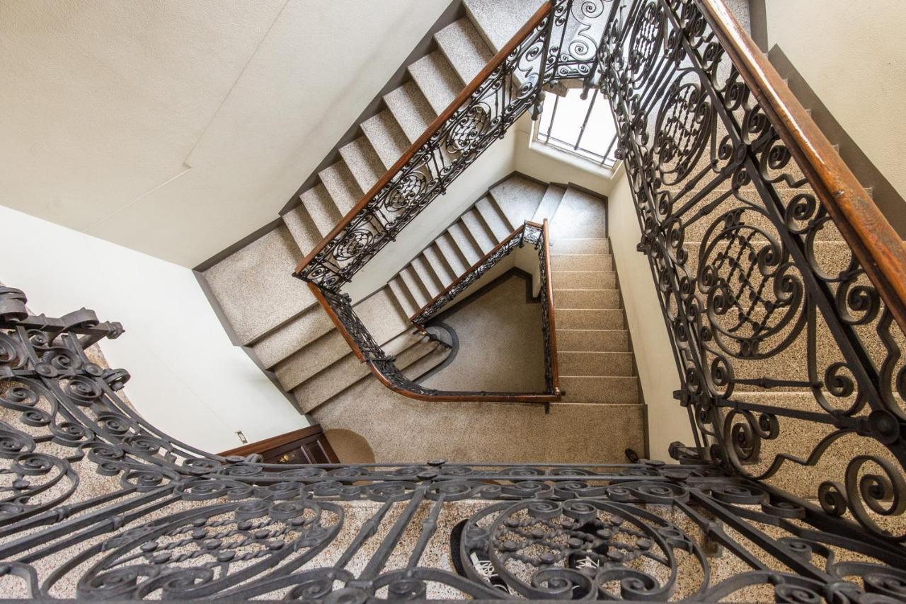 Elegante Casa Liberty Leilighet Milano Eksteriør bilde